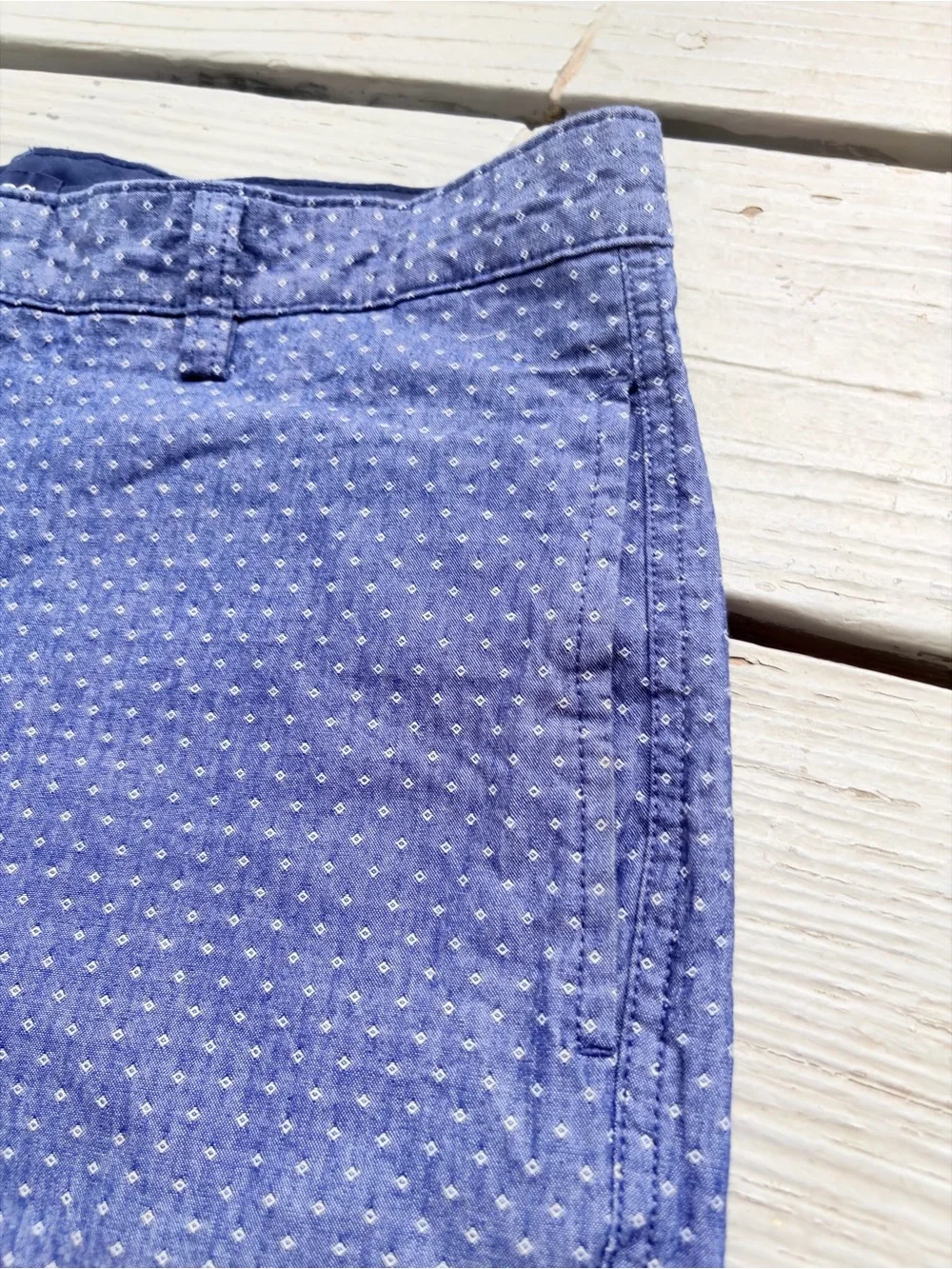Chaps Flat-Front Chino Shorts 100% Cotton Monroe Blue White Dots Sz 34 Inseam 9”